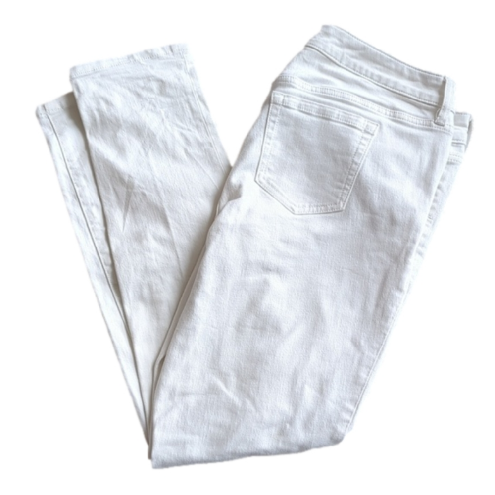 Torrid White Distressed High Rise Boyfriend Fit Jeans Size 12 Waist 35 Inches
